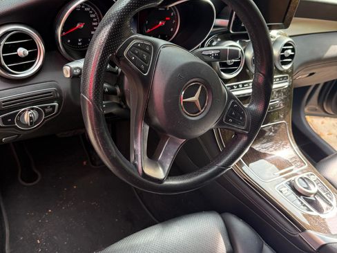 Used 2018 Mercedes-Benz GLC 300 image 9