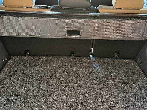 Used 2024 Volkswagen Atlas Cross Sport SE image 10