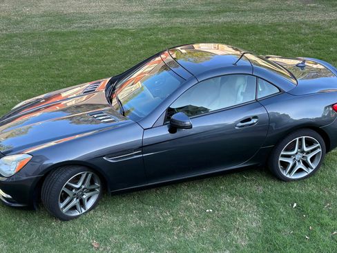Used 2015 Mercedes-Benz SLK 250 image 5