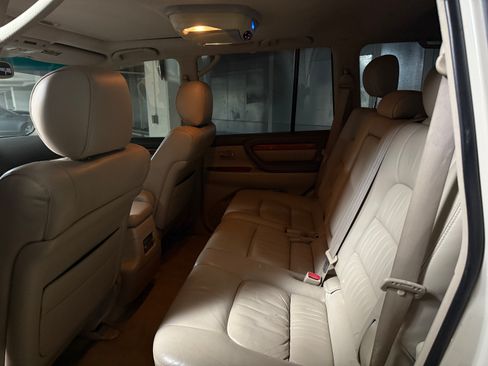 Used 2005 Lexus LX 470 4WD image 15