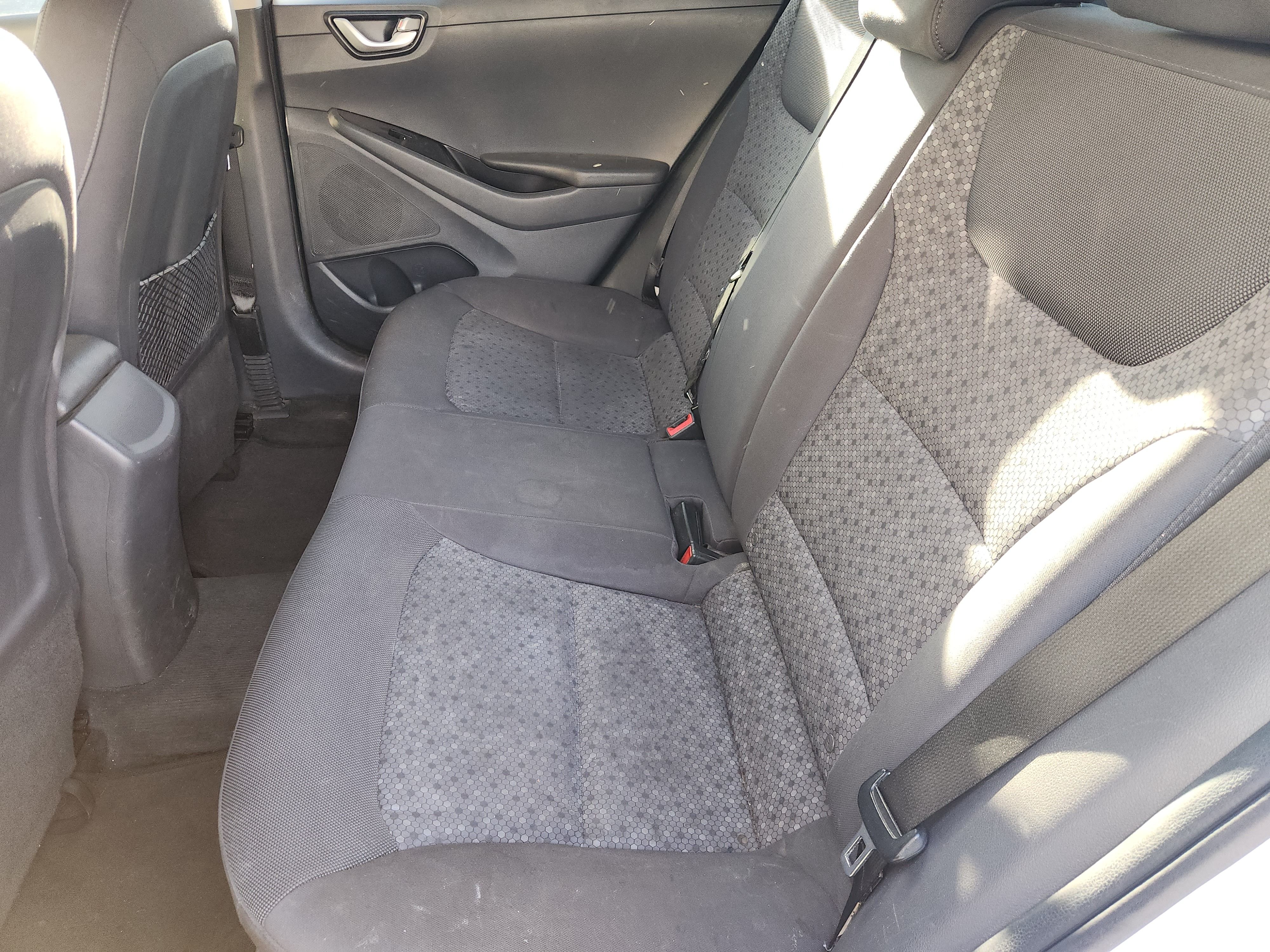 Used 2019 Hyundai Ioniq Blue FWD image 5