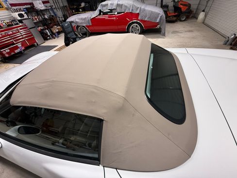 Used 2006 Chevrolet Corvette Convertible w/ Preferred Equipment Group image 18