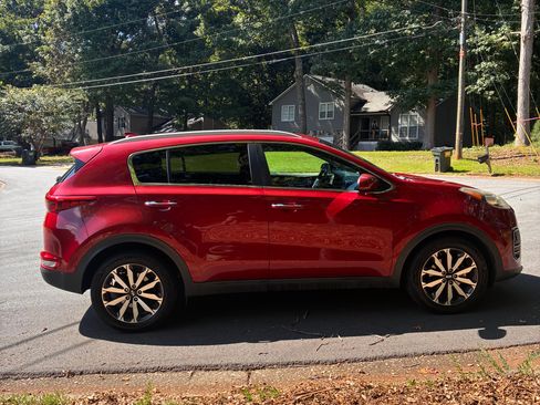Used 2017 Kia Sportage EX FWD image 1