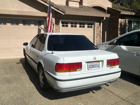 Used 1993 Honda Accord LX image 4