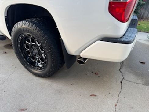 Used 2019 Toyota Tundra Limited image 17