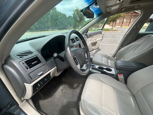 Used 2011 Ford Fusion Hybrid w/ 502A Rapid Spec Order Code FWD image 6