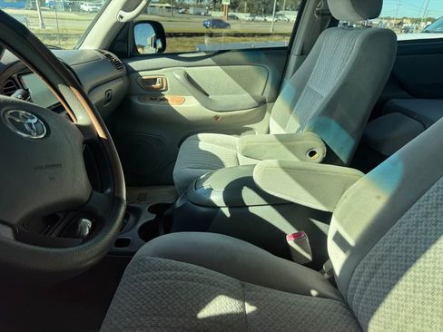 Used 2006 Toyota Tundra SR5 image 4