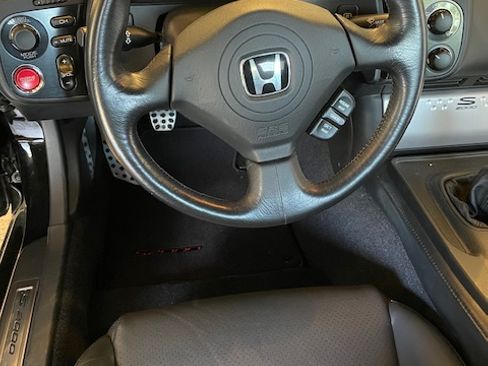 Used 2005 Honda S2000 image 14