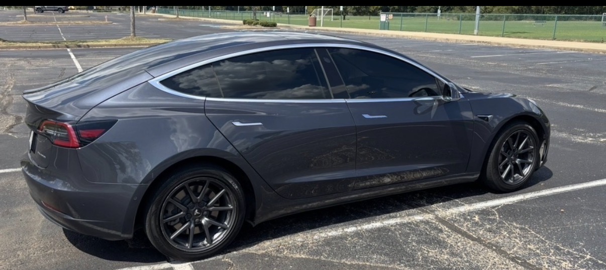 Used 2019 Tesla Model 3 Long Range AWD/4WD image 2
