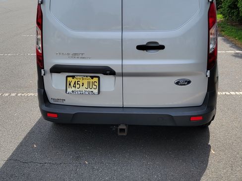 Used 2017 Ford Transit Connect XL FWD image 5
