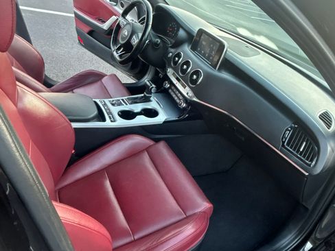 Used 2019 Kia Stinger GT RWD image 14