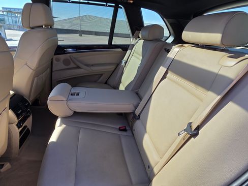 Used 2013 BMW X5 xDrive35i image 12