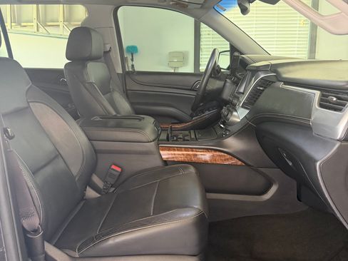 Used 2016 Chevrolet Tahoe LTZ RWD image 8