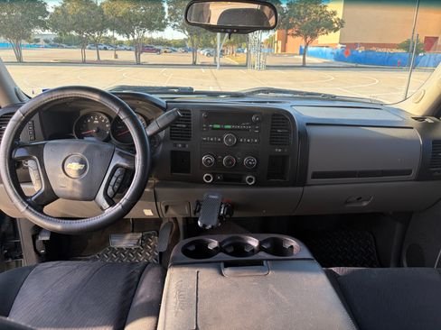 Used 2011 Chevrolet Silverado 1500 LS RWD image 12