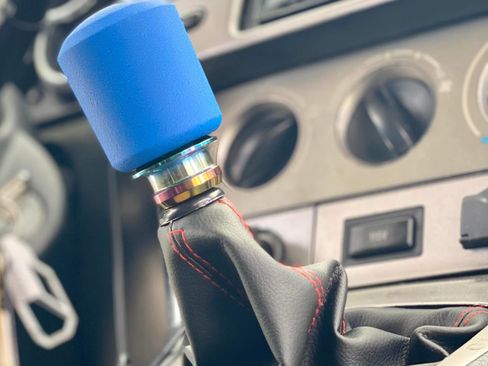 Used 2004 Toyota Matrix XRS image 14