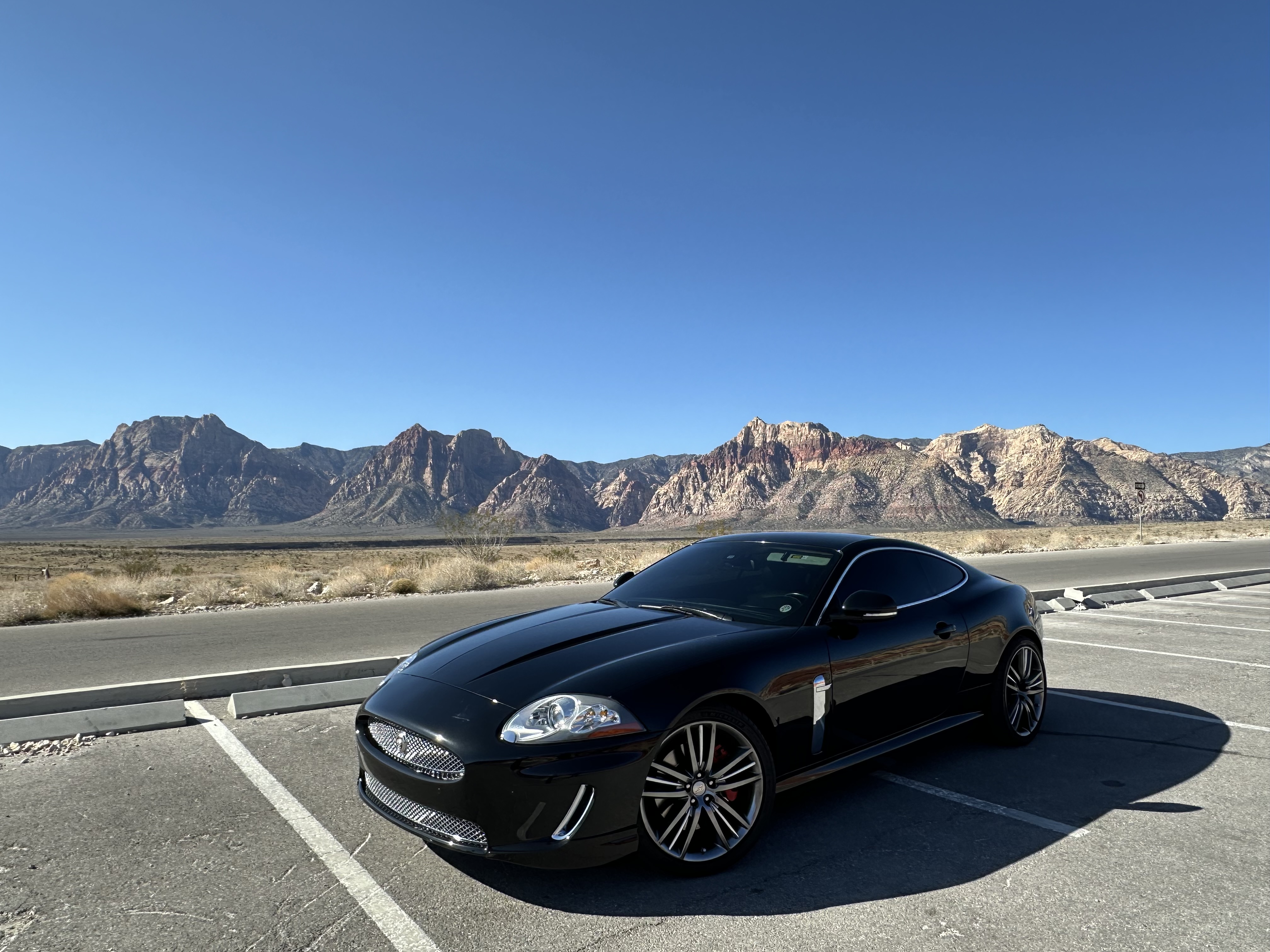 Used 2010 Jaguar XK Coupe RWD image 1