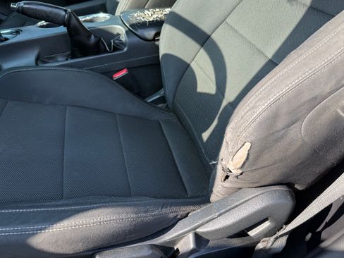 Used 2015 Ford Mustang Coupe image 15