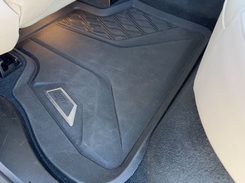 Used 2024 BMW X5 M60i AWD/4WD image 15