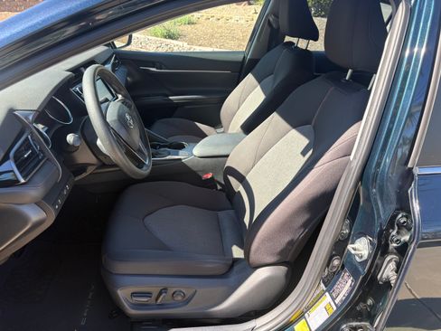 Used 2020 Toyota Camry LE w/ Carpet Mat Package image 8