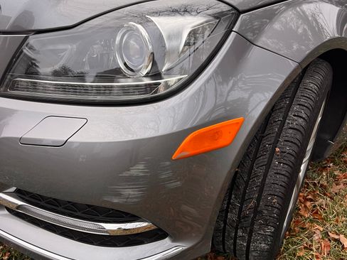 Used 2013 Mercedes-Benz C 300 4MATIC Sedan image 13