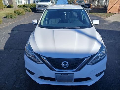 Used 2017 Nissan Sentra S image 1