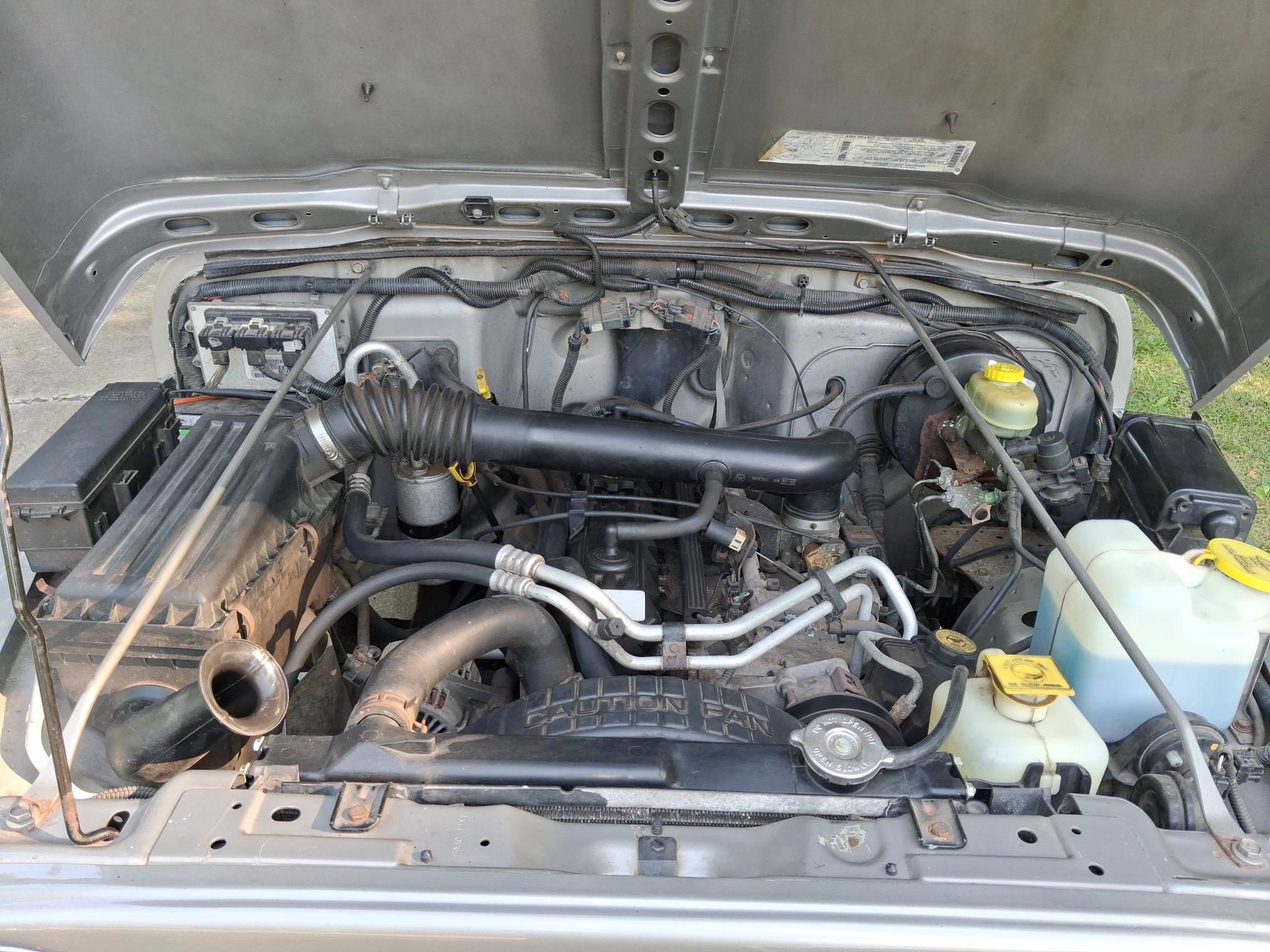 Used 2000 Jeep Wrangler Sport AWD/4WD image 12