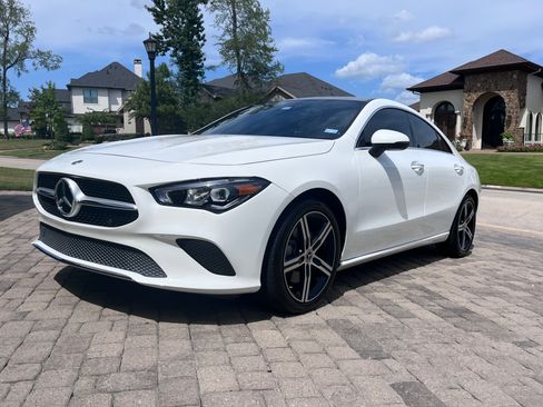 Used 2021 Mercedes-Benz CLA 250 image 1