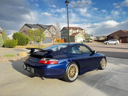 Used 2001 Porsche 911 Carrera image 6
