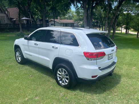 Used 2014 Jeep Grand Cherokee Limited w/ Trailer Tow Group IV RWD image 10