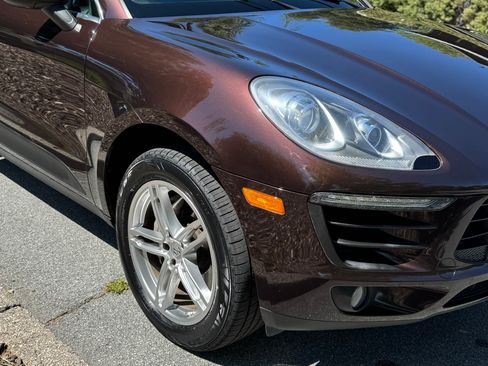 Used 2015 Porsche Macan S AWD/4WD image 11