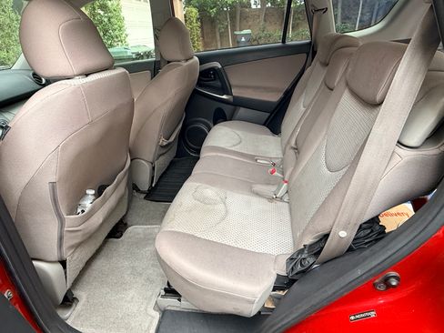 Used 2007 Toyota RAV4 2WD w/ 3rd Row image 13