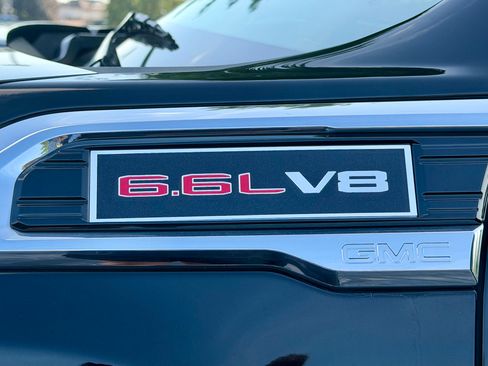 Used 2022 GMC Sierra 3500 SLE w/ SLE Convenience Package AWD/4WD image 8