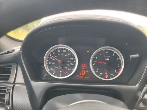 Used 2011 BMW X6 M image 20