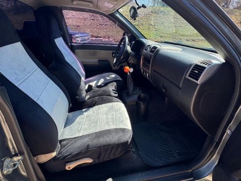 Used 2010 Chevrolet Colorado LT image 8