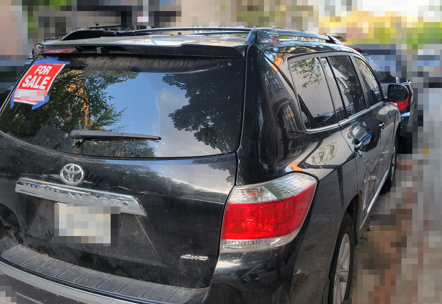 Used 2013 Toyota Highlander SE AWD/4WD image 2