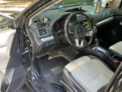 Used 2016 Subaru Crosstrek 2.0i Premium w/ Moonroof Package AWD/4WD image 10