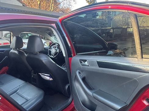 Used 2017 Volkswagen Jetta SEL image 6