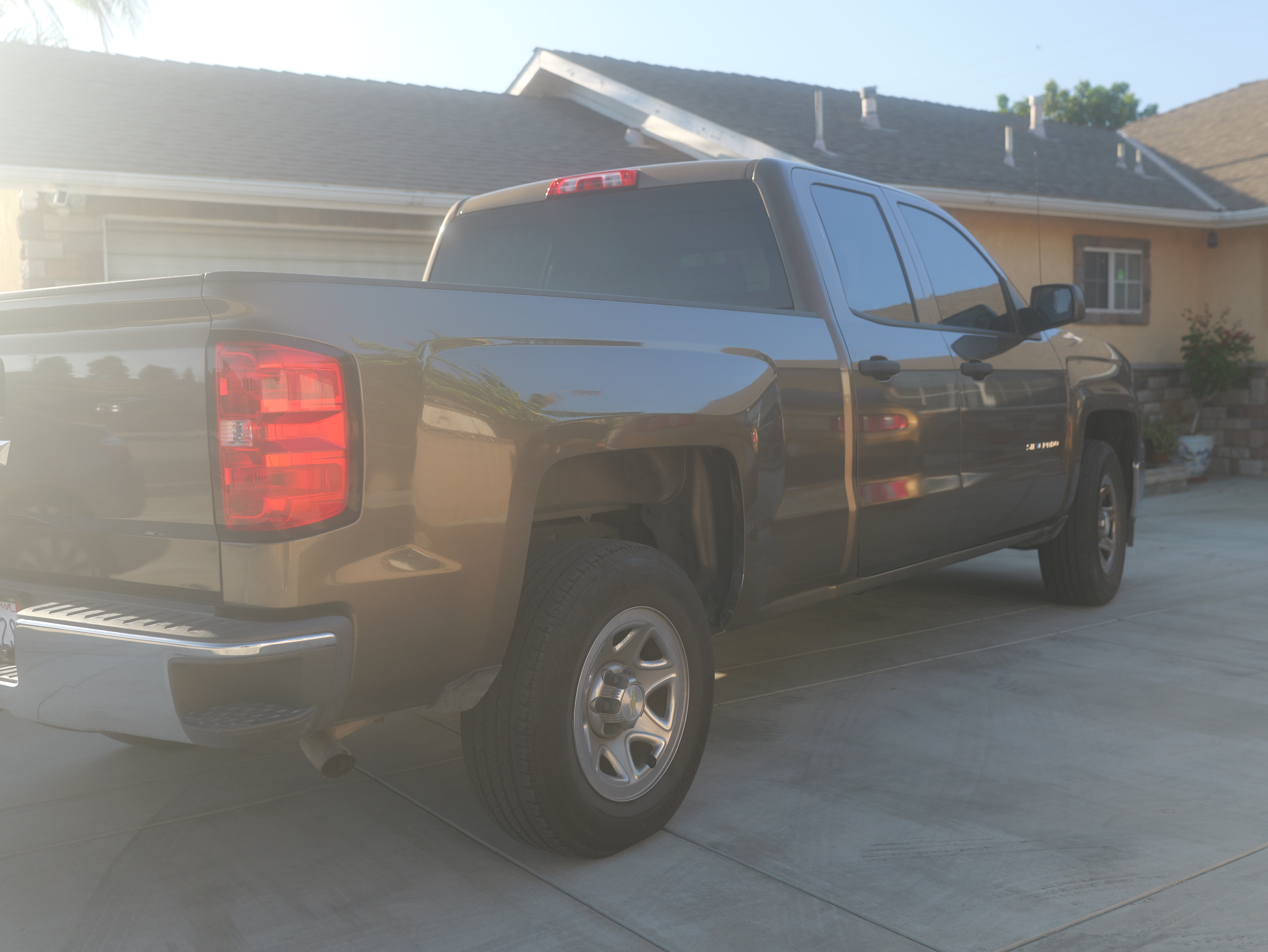 Used 2014 Chevrolet Silverado 1500 W/T RWD image 2