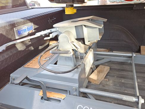 Used 2007 GMC Sierra 2500 SLT w/ Heavy-Duty Power Package image 12