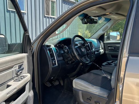 Used 2013 RAM 2500 Big Horn image 2