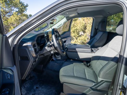 Used 2025 Ford F150 XL w/ Equipment Group 103A High image 19