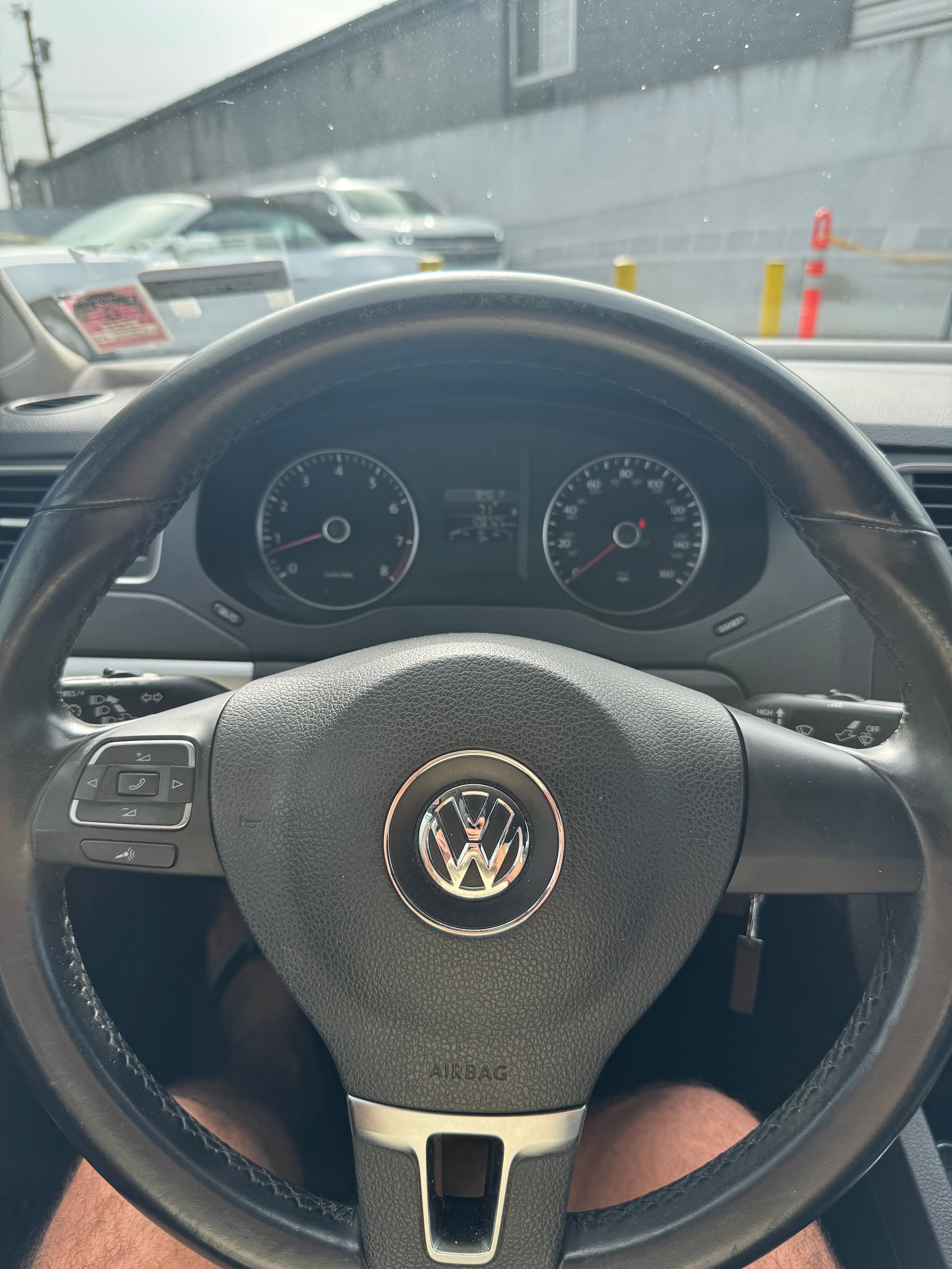 Used 2013 Volkswagen Jetta SE FWD image 11