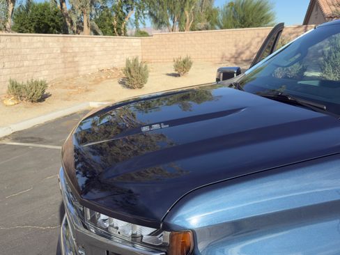 Used 2020 Chevrolet Silverado 1500 LTZ w/ LTZ Plus Package image 10