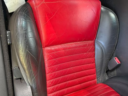 Used 2002 Ford Thunderbird image 1