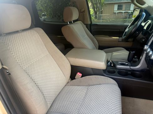 Used 2010 Toyota Tundra SR5 image 19