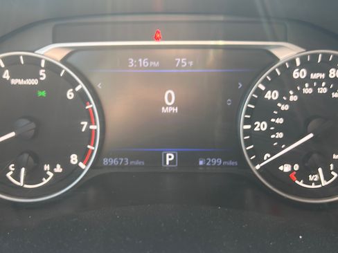 Used 2020 Nissan Altima 2.5 SV FWD image 6