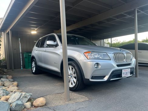 Used 2013 BMW X3 xDrive28i AWD/4WD image 2