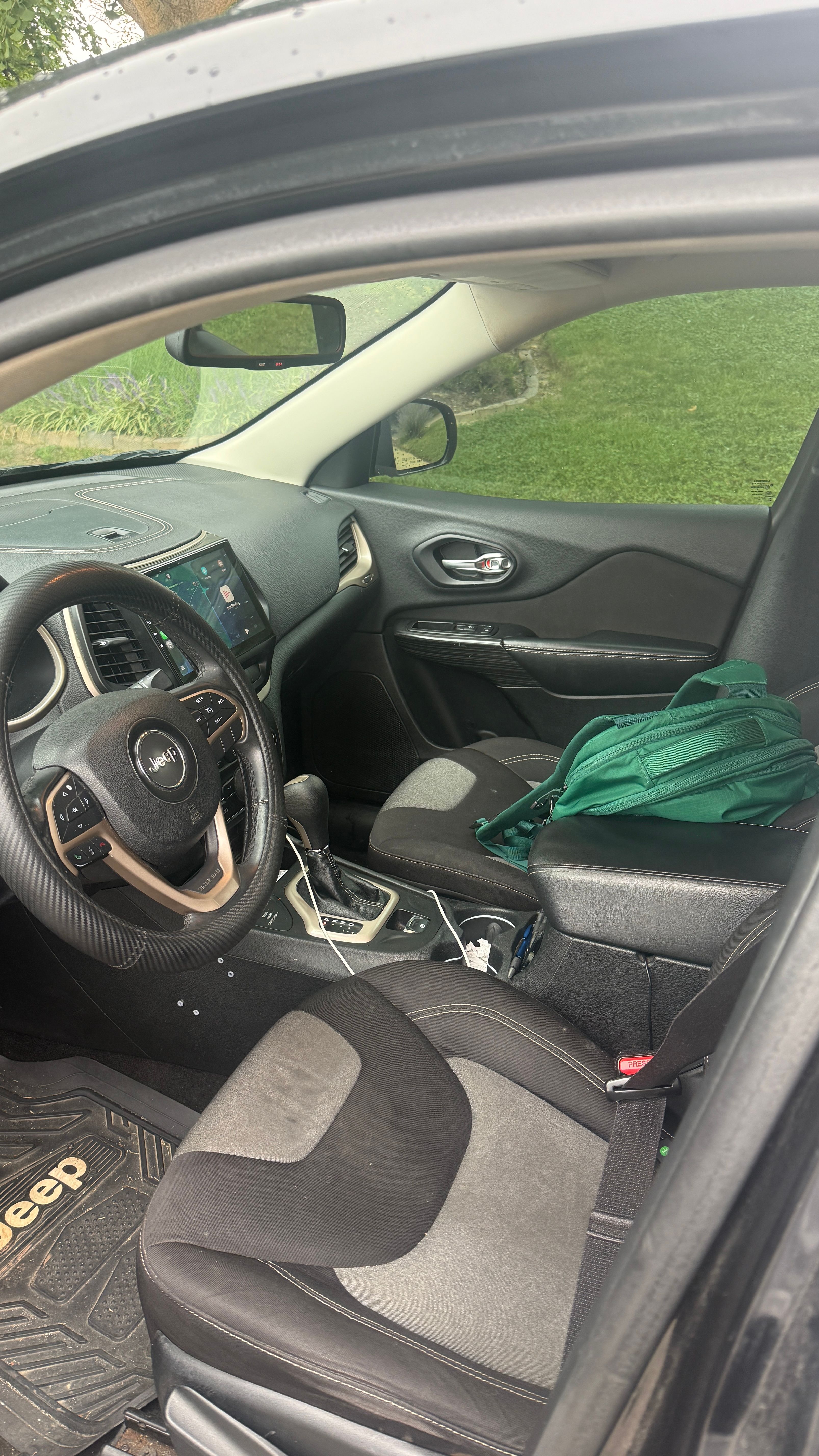 Used 2014 Jeep Cherokee Latitude AWD/4WD image 5