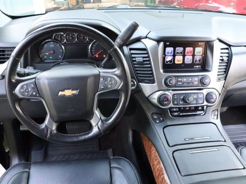 Used 2018 Chevrolet Tahoe Premier RWD image 12