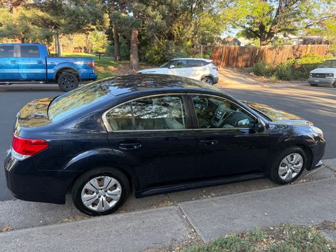 Used 2013 Subaru Legacy 2.5i AWD/4WD image 6